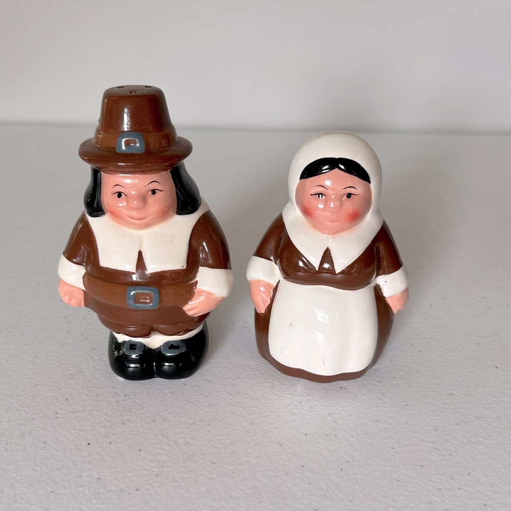 Vintage Pilgrim Salt Pepper Shakers 2003